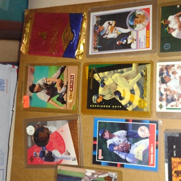 Baseball Insert/Checklist/HOF Cards - Picture 3 of 5